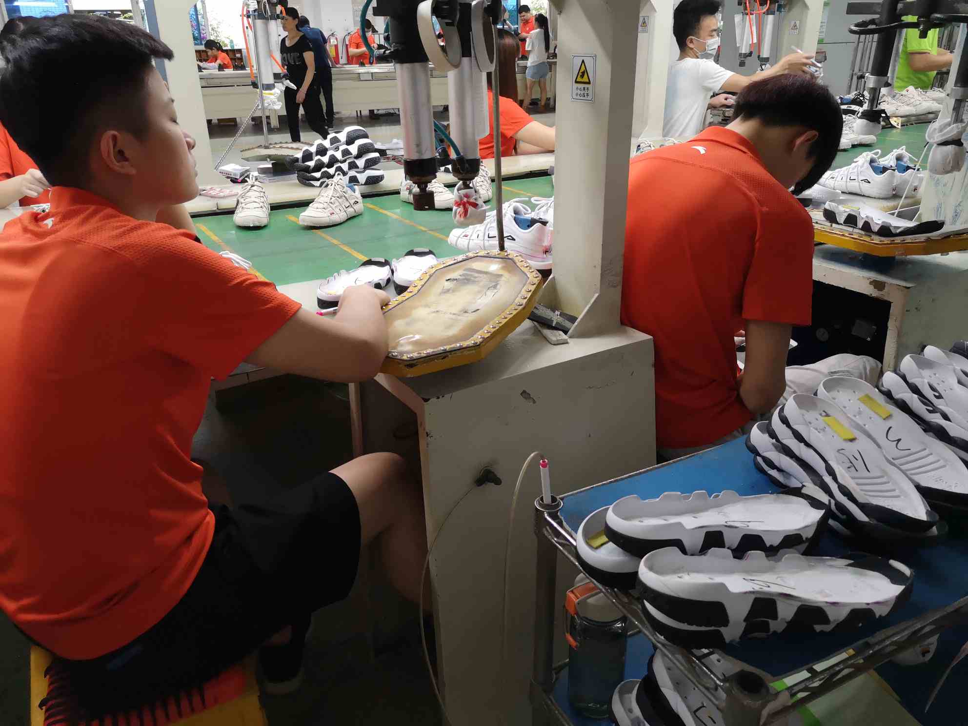 晋江飞织鞋厂最新招聘启事公告