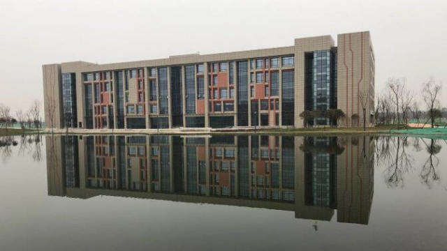 什邡轨道大学最新动态，迈向未来的教育之光