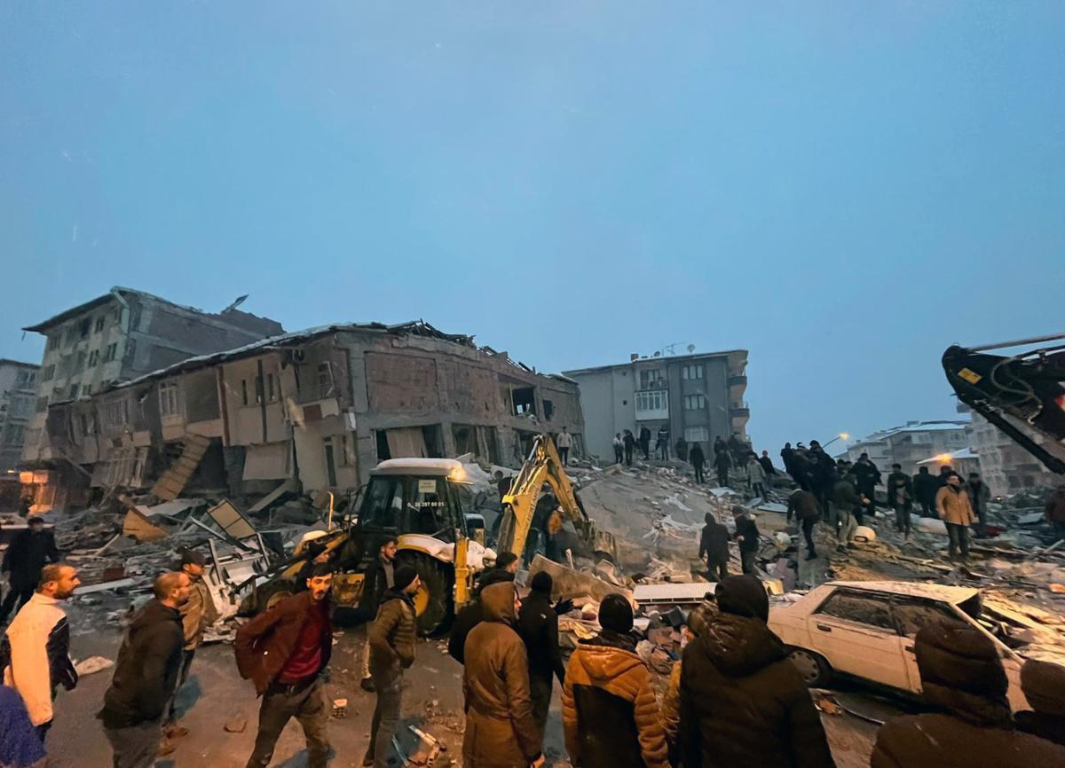 全球地震频发，应对与反思，最新地震新闻报道综述