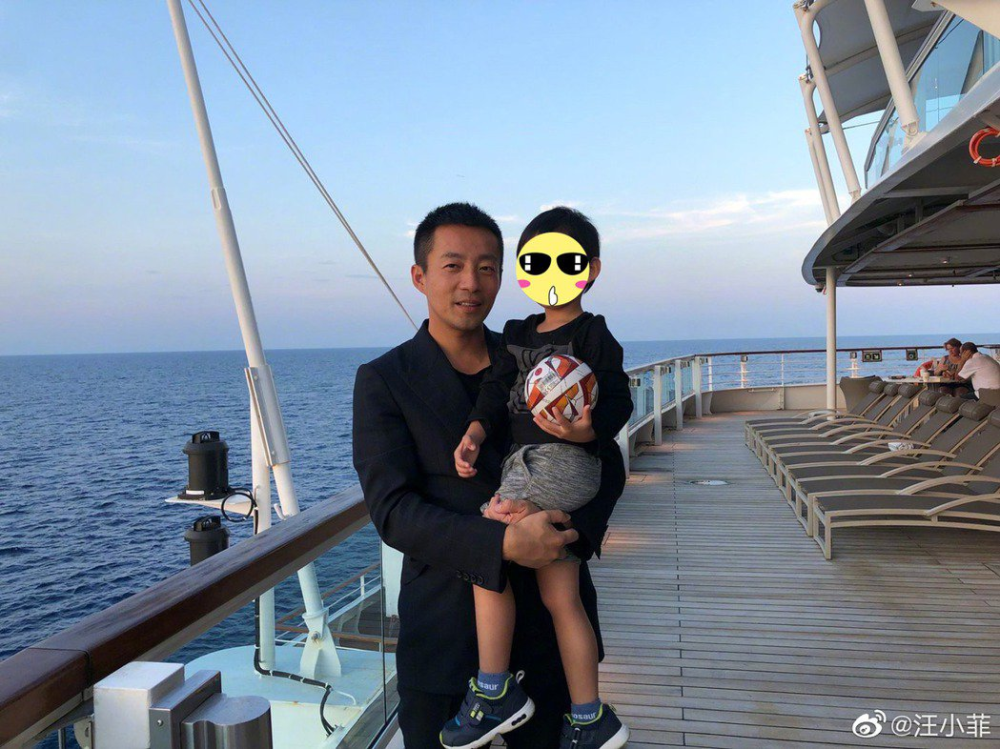 汪小菲最新微博动态，生活点滴与言论风波揭秘