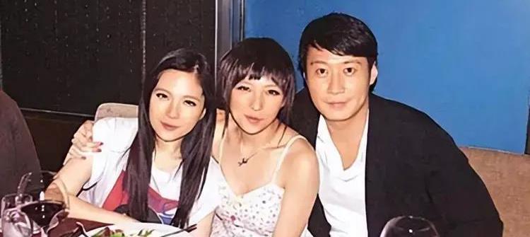 音乐新星璀璨闪耀，歌手最新动态与热门消息