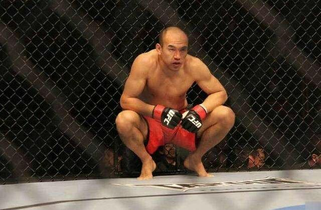 李景亮格斗最新战绩，荣耀之路的继续闪耀