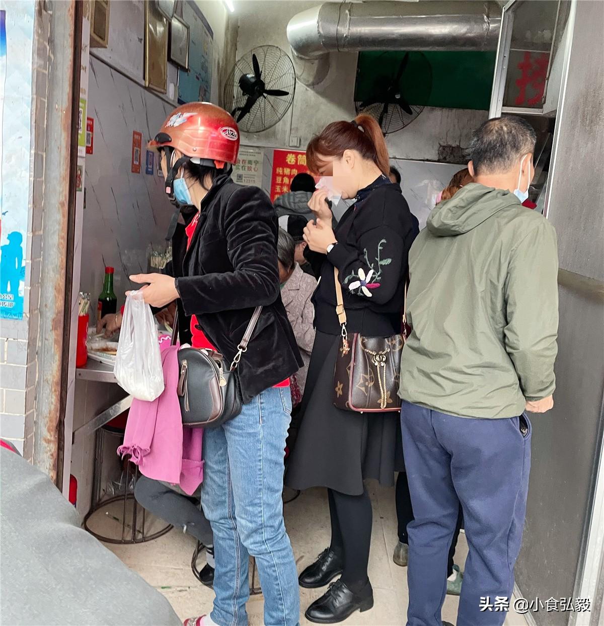 印度与日本最新动态，小巷深处的独特风情小店引发关注
