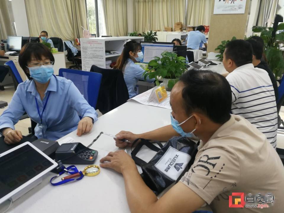 讨薪被打最新视频，深度观察社会现象引发的冲突与反思